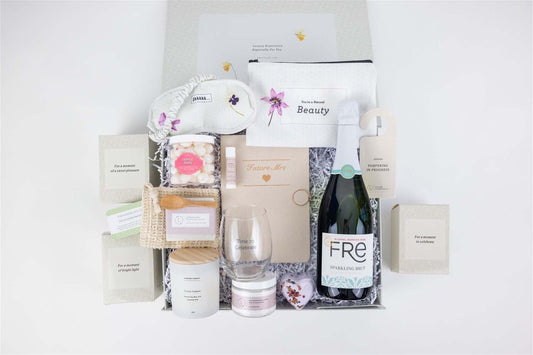 Bride to be gift box, Bridal shower gift basket-0