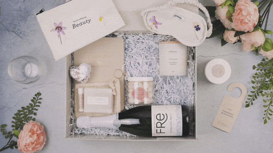 Bride to be gift box, Bridal shower gift basket-1