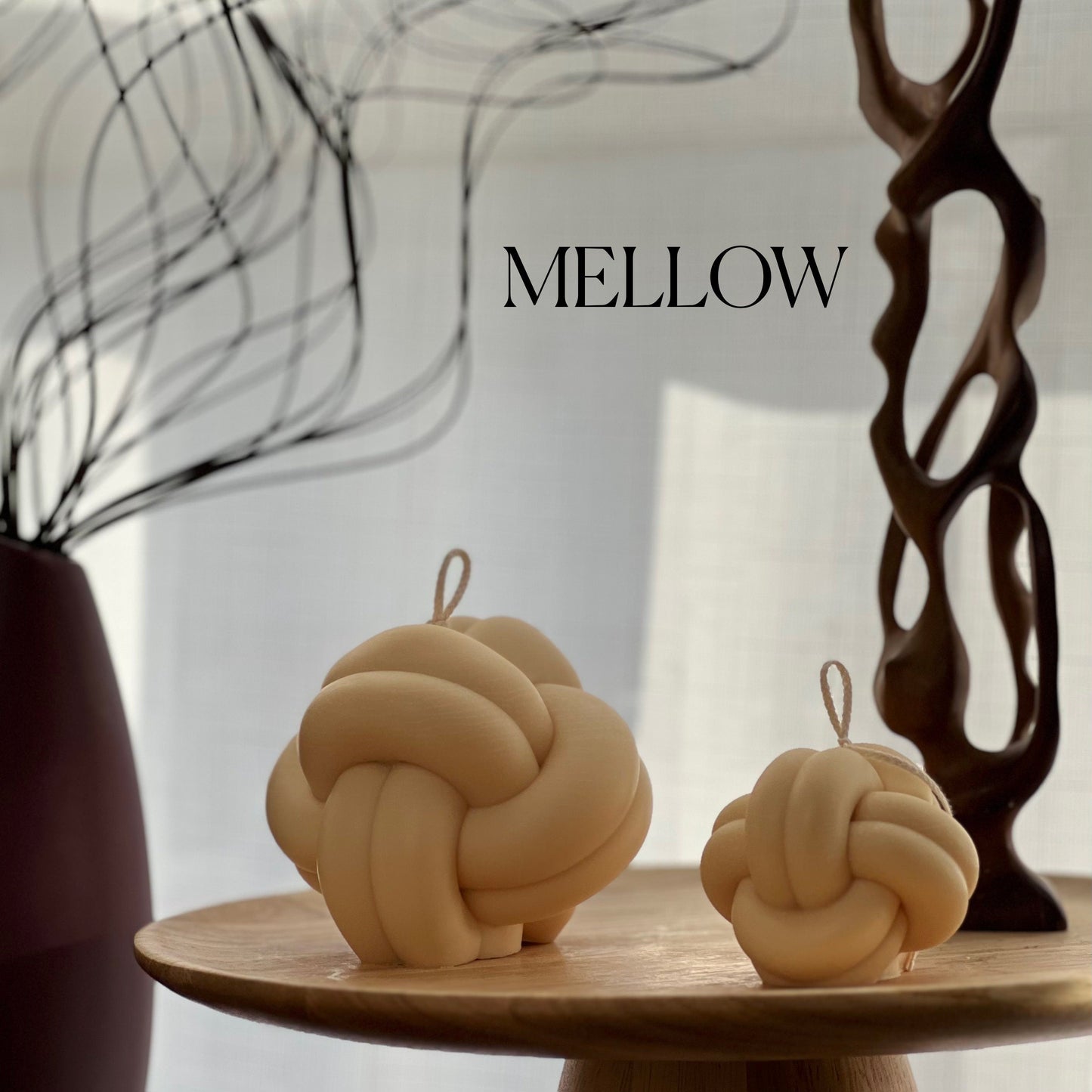 Minimalist Knot Pillar Candle-3