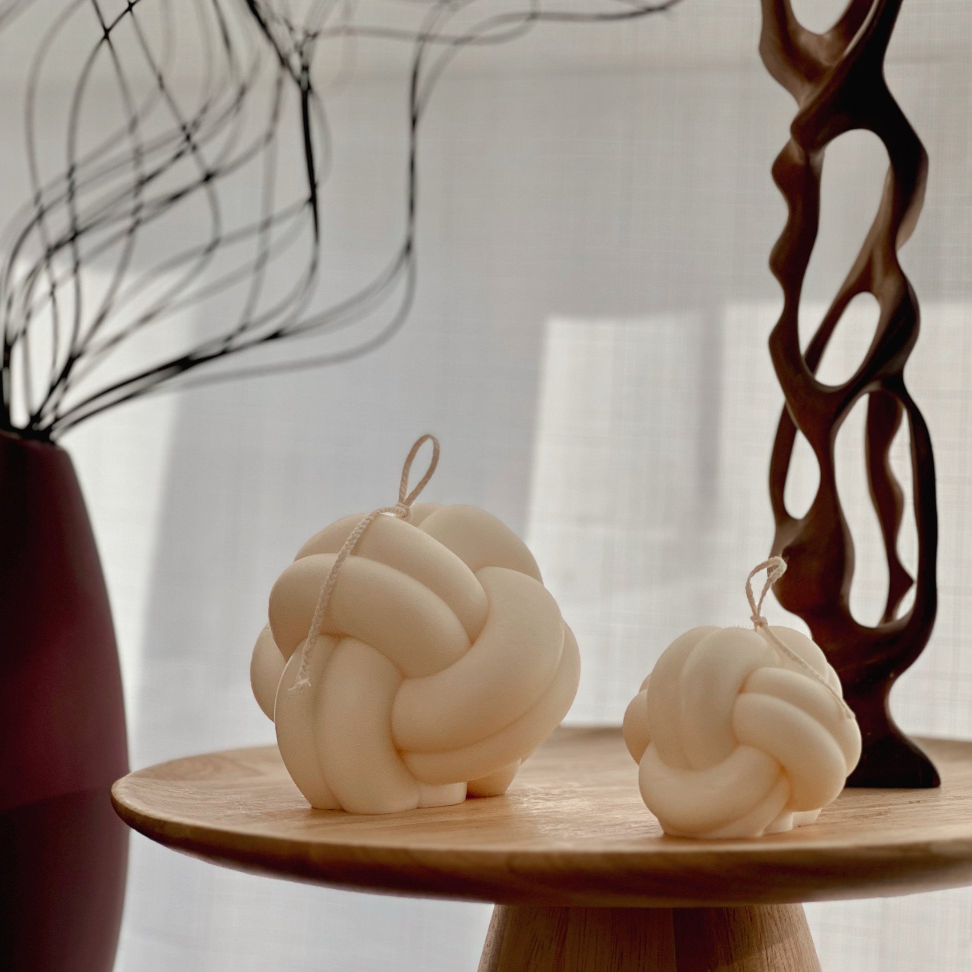 Minimalist Knot Pillar Candle-0